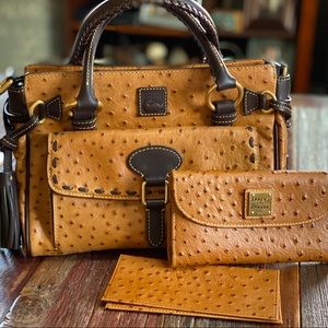 Dooney & Bourke Set: Handbag•Wallet•Checkbook NWOT